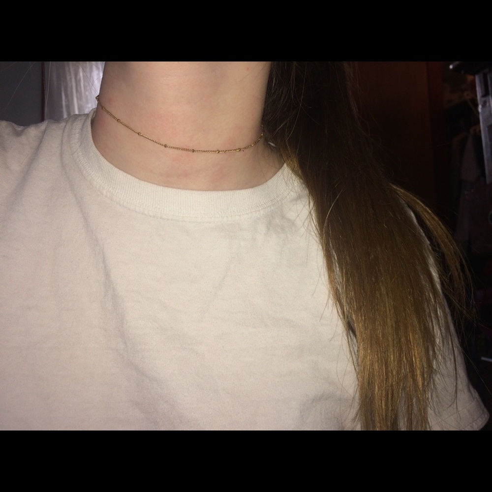 Gold choker